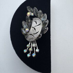 Vintage D&E Juliana Smoke Grey  And Blue AB Rhinestone Faceted Prong-Set Brooch
